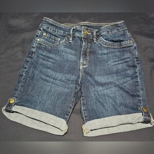 EUC Tommy Hilfiger Women’s Denim Bermuda Shorts | Size 4